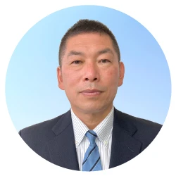 代表顔写真