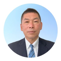 代表顔写真